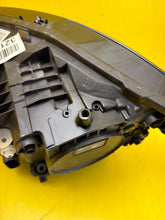 Laden Sie das Bild in den Galerie-Viewer, Frontscheinwerfer Mercedes-Benz W247 A2479062003 LED Rechts Headlight SCH5181835821gk