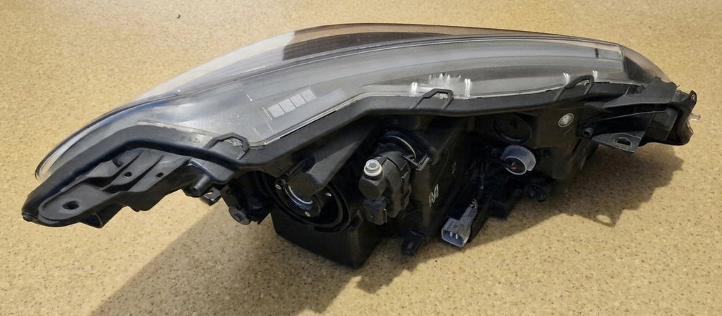 Frontscheinwerfer Toyota Yaris Links Scheinwerfer Headlight