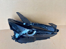 Load image into Gallery viewer, Frontscheinwerfer Mazda Cx-30 Cx30 DFR7-51030 Rechts Scheinwerfer Headlight SCH8429160955gr