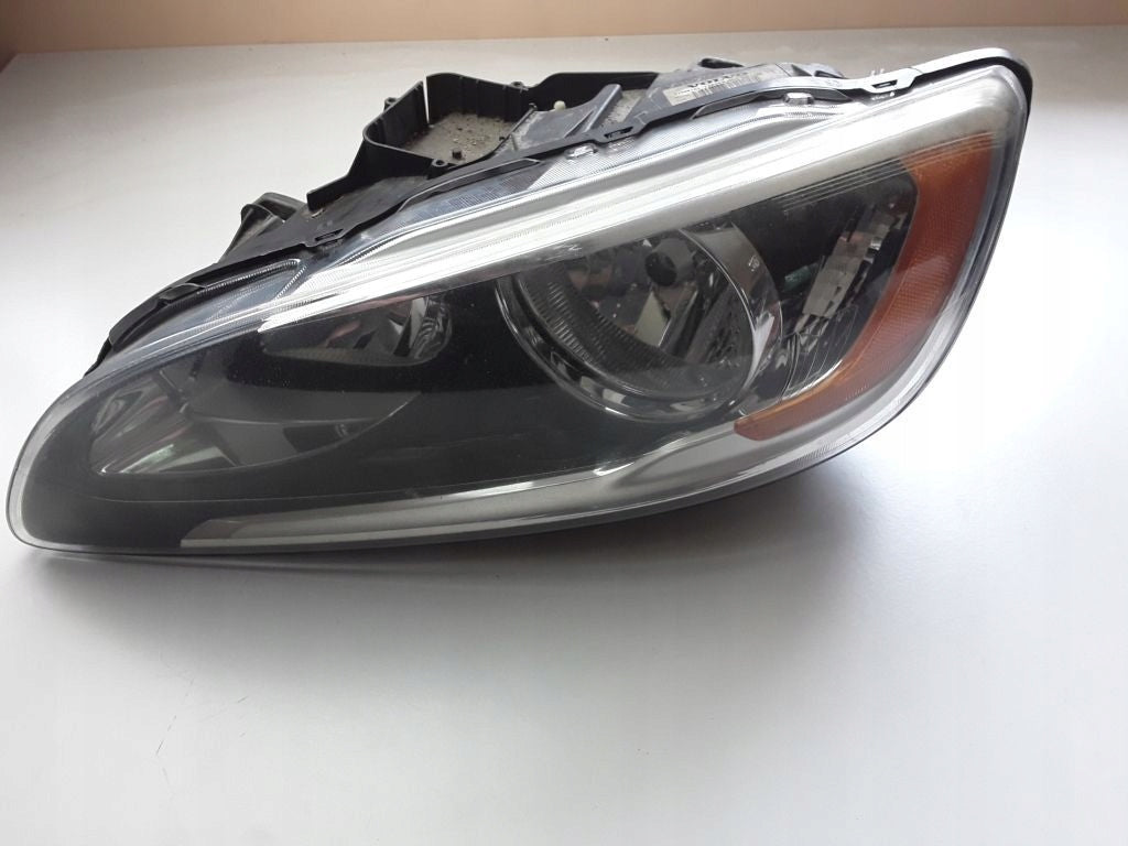 Frontscheinwerfer Volvo S60 31358101 Links Scheinwerfer Headlight SCH2565639227da