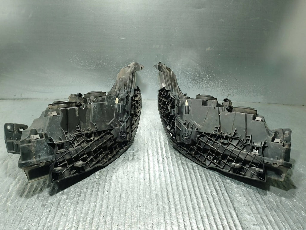 Frontscheinwerfer Renault Laguna II 8200481196 8200481197 Rechts oder Links SCH7058904918zt