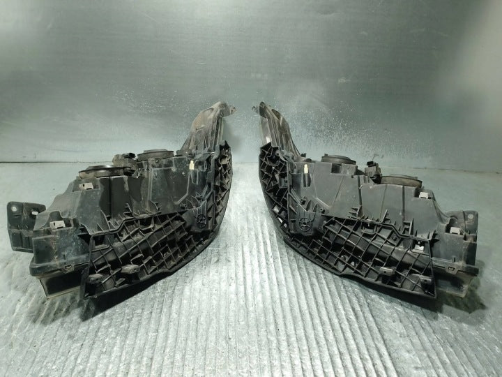 Frontscheinwerfer Renault Laguna II 8200481196 8200481197 Ein Satz Headlight SCH7058904918zt