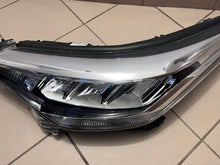 Laden Sie das Bild in den Galerie-Viewer, Frontscheinwerfer Toyota Chr C-Hr 81150-F4180 Full LED Links Headlight SCH6242054873yn