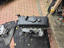 Laden Sie das Bild in den Galerie-Viewer, Motor VW T5 BNZ 2.5 TDI 130PS 96kW 208TKm Diesel Engine Unkomplett