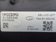 Load image into Gallery viewer, Frontscheinwerfer Volvo V40 31283332 Xenon Links Scheinwerfer Headlight SCH3678375556om