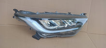 Laden Sie das Bild in den Galerie-Viewer, Frontscheinwerfer Toyota 4 Yaris 0036181 K0-8EU Full LED Rechts Headlight