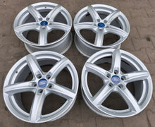 Laden Sie das Bild in den Galerie-Viewer, 4x Alufelge 17 Zoll 7.5" 5x108 47ET RC24757 Ford Mondeo I Kuga II Focus C-Max FEL5388696830uw
