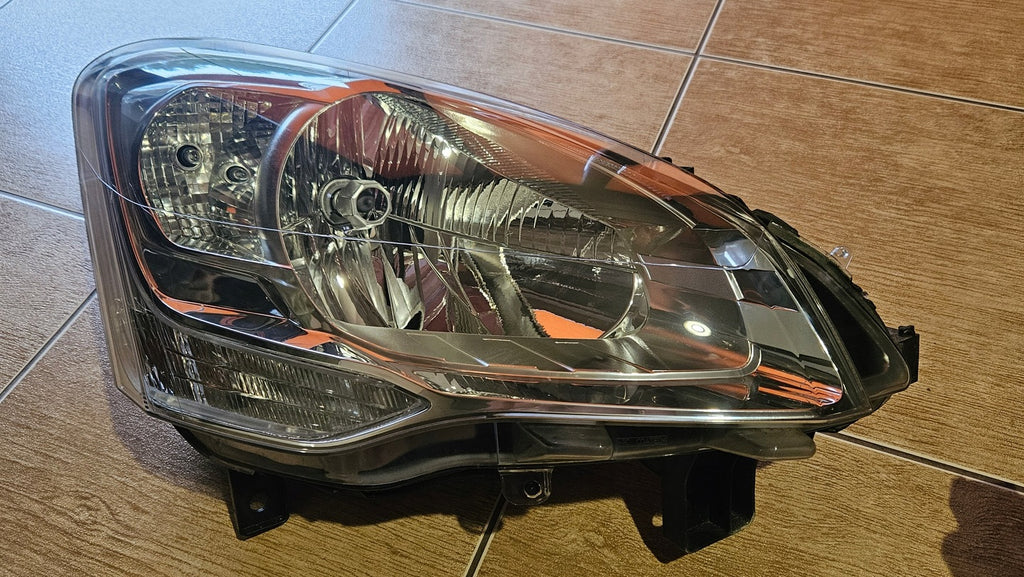 Frontscheinwerfer Citroën Berlingo Ein Stück (Rechts oder Links) Headlight