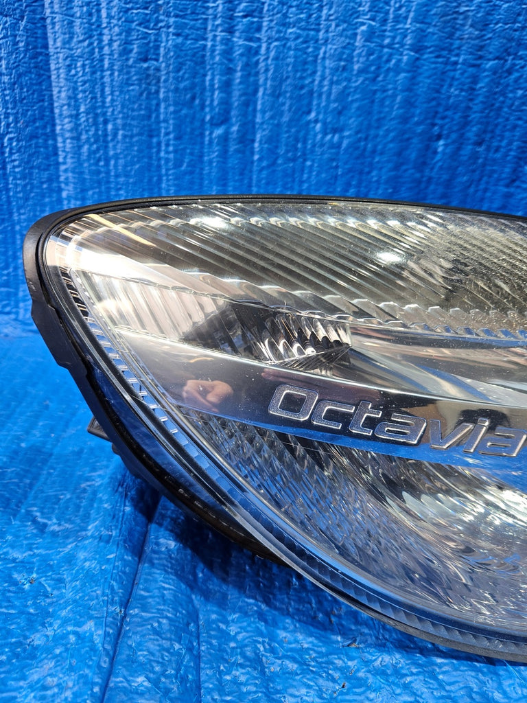 Frontscheinwerfer Skoda Octavia II 1Z1941016F 1EL247052-02 Rechts Headlight SCH6948661195us