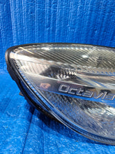 Laden Sie das Bild in den Galerie-Viewer, Frontscheinwerfer Skoda Octavia II 1Z1941016F 1EL247052-02 Rechts Headlight SCH6948661195us