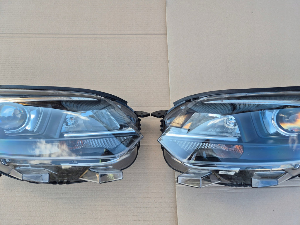 Frontscheinwerfer Citroën Jumpy 9832837680-00 Xenon Rechts oder Links SCH7324200743ha