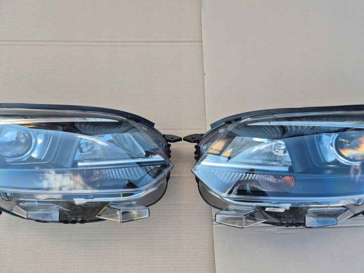 Frontscheinwerfer Citroën Jumpy 9832837680 9832836480 Xenon Ein Satz Headlight SCH7324200743ha