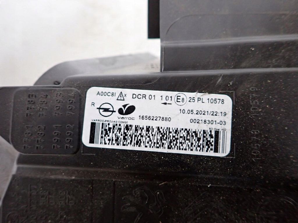 Frontscheinwerfer Opel Zafira Vivaro 1656227880 Rechts Scheinwerfer Headlight