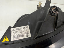 Laden Sie das Bild in den Galerie-Viewer, Frontscheinwerfer Audi A3 8P0941029BN Xenon Links Scheinwerfer Headlight SCH6295485553ce
