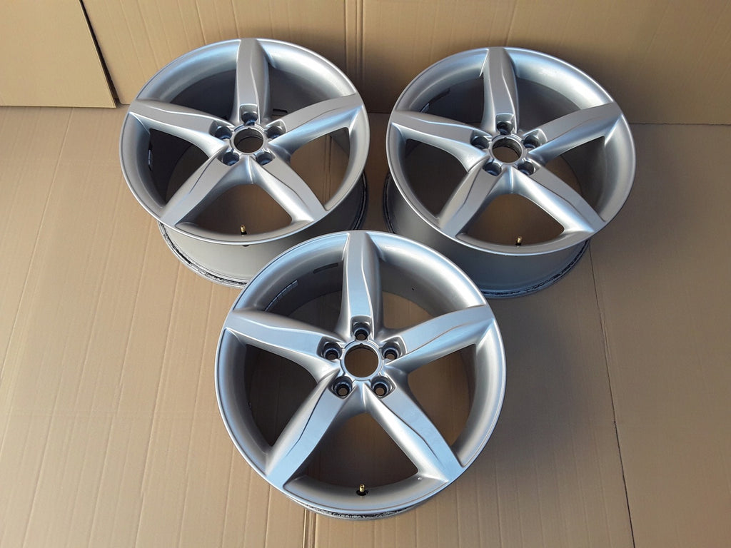 1x Alufelge 18 Zoll 8.0" 5x112 47ET Glanz Silber 8K0601025CD Audi A4 B8