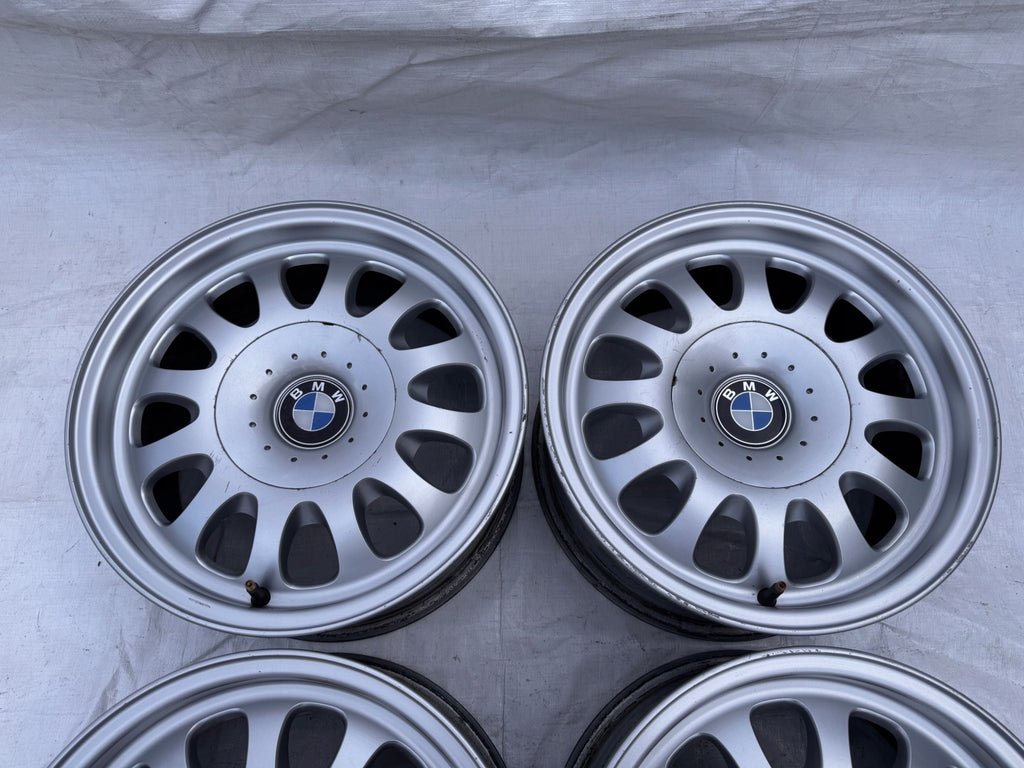 4x Alufelge 15 Zoll 7.0" 5x120 20ET Glanz Silber 1093463 BMW Rim Wheel FEL2065678797uv