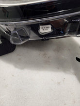 Laden Sie das Bild in den Galerie-Viewer, Frontscheinwerfer Smart Fortwo 260104856 Rechts Scheinwerfer Headlight SCH2494383219kf