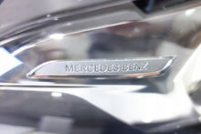 Laden Sie das Bild in den Galerie-Viewer, Frontscheinwerfer Mercedes-Benz W177 A1779062200 Halogen Rechts Headlight SCH7488139716nn