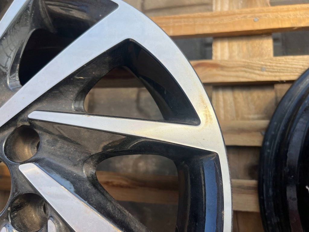1x Alufelge 15 Zoll 5x100 2G0601025R VW Polo Rim Wheel FEL5108471368oo