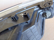 Laden Sie das Bild in den Galerie-Viewer, Frontscheinwerfer Hyundai I20 92101C8000 Links Scheinwerfer Headlight