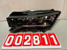 Laden Sie das Bild in den Galerie-Viewer, Frontscheinwerfer Skoda Octavia I 5E4941009 Full LED Links Headlight SCH2048939244fm