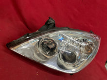 Laden Sie das Bild in den Galerie-Viewer, Frontscheinwerfer Opel Signum Vectra C 93192377 89312275 Links Headlight SCH3083365093xk