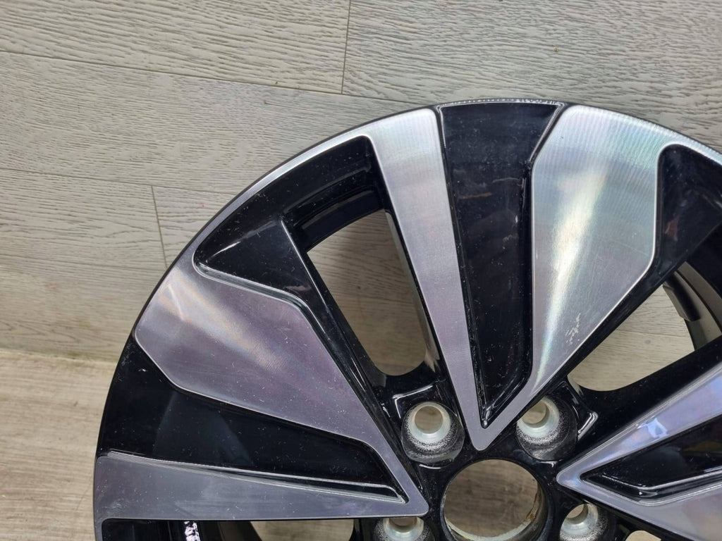1x Alufelge 15 Zoll 5x100 2G0601025BC VW Polo Rim Wheel FEL2337730705er