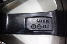 Laden Sie das Bild in den Galerie-Viewer, 1x Alufelge 17 Zoll 7.0&quot; 5x100 46ET 5JJ601025 Skoda Fabia Rapid Rim Wheel