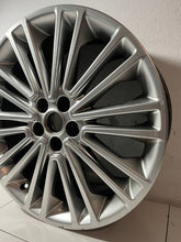 Laden Sie das Bild in den Galerie-Viewer, 1x Alufelge 19 Zoll 8.0" 5x108 Ford I Rim Wheel FEL5576517743ht