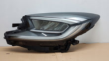 Laden Sie das Bild in den Galerie-Viewer, Frontscheinwerfer Toyota Aygo X 02A29318 Full LED Links Scheinwerfer Headlight SCH2187452399vb