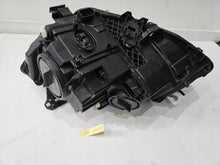 Laden Sie das Bild in den Galerie-Viewer, Frontscheinwerfer Mercedes-Benz W176 A1768201261KZ LED Rechts Headlight SCH6735687147ca