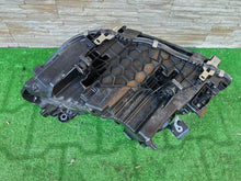 Laden Sie das Bild in den Galerie-Viewer, Frontscheinwerfer BMW G08 9491682 LED Rechts Scheinwerfer Headlight SCH5730178664fm