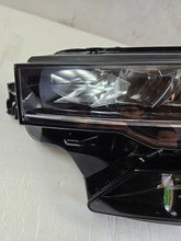 Laden Sie das Bild in den Galerie-Viewer, Frontscheinwerfer Skoda Karoq 57B941009 LED Links Scheinwerfer Headlight SCH3126034178wn
