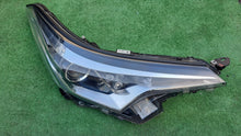 Laden Sie das Bild in den Galerie-Viewer, Frontscheinwerfer Toyota Chr 81110-F4031-00 LED Rechts Scheinwerfer Headlight SCH7629662336ay