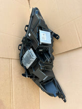 Laden Sie das Bild in den Galerie-Viewer, Frontscheinwerfer Opel Astra 39201197 LED Rechts Scheinwerfer Headlight