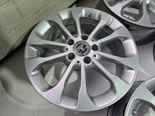 Laden Sie das Bild in den Galerie-Viewer, 4x Alufelge 17 Zoll 6.5" 5x112 38ET A1564011700 Mercedes-Benz W176 W177 Vito FEL8444661274vn