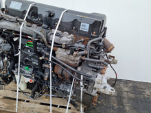 Load image into Gallery viewer, Motor Renault DXI11 460PS 2006 Diesel Engine Unkomplett
