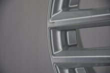 Laden Sie das Bild in den Galerie-Viewer, 1x Alufelge 17 Zoll 7.5" 5x112 46ET Glanz Rim Wheel FEL2151655677gn