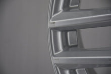Laden Sie das Bild in den Galerie-Viewer, 1x Alufelge 17 Zoll 7.5" 5x112 46ET Glanz Rim Wheel FEL2151655677gn