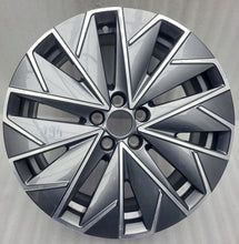 Load image into Gallery viewer, 1x Alufelge 17 Zoll 6.5" 5x100 40ET Glanz Graphit 658601025AA Mg Scala Kamiq FEL6172231579zz