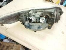 Laden Sie das Bild in den Galerie-Viewer, Frontscheinwerfer Ford Mondeo FRR1459 Links Scheinwerfer Headlight