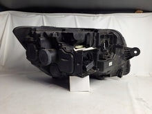 Laden Sie das Bild in den Galerie-Viewer, Frontscheinwerfer VW Transporter 7E1941035 Links Scheinwerfer Headlight