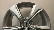 Laden Sie das Bild in den Galerie-Viewer, 1x Alufelge 19 Zoll 7.0" 5x112 34ET 80A601025K Audi Rim Wheel FEL1405754961ll