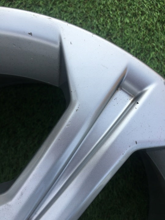 1x Alufelge 17 Zoll 8.0" 5x112 57ET Glanz Silber A2044010104 Mercedes-Benz W204 FEL6334726075ic