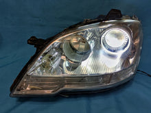 Load image into Gallery viewer, Frontscheinwerfer Mercedes-Benz W164 A1648205861 Bi-Xenon Links Headlight
