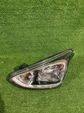 Laden Sie das Bild in den Galerie-Viewer, Frontscheinwerfer Hyundai I10 92101B9000 Links Scheinwerfer Headlight SCH1462823226gf