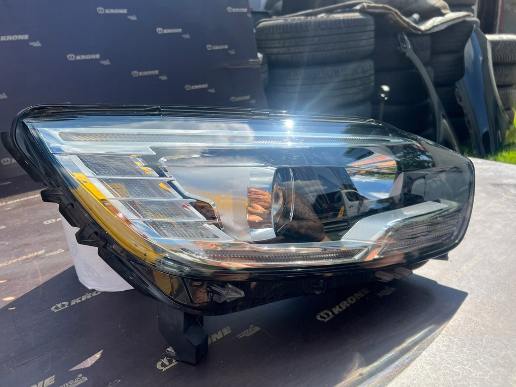 Frontscheinwerfer Renault Grand Scenic 260100943R Rechts Scheinwerfer Headlight SCH4050032097jy