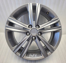 Laden Sie das Bild in den Galerie-Viewer, 1x Alufelge 16 Zoll 6.5&quot; 5x100 47ET Glanz Grau 2G0601025AA VW Polo Rim Wheel