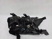 Laden Sie das Bild in den Galerie-Viewer, Frontscheinwerfer Ford Ranger 13W02930A Ein Stück (Rechts oder Links) Headlight SCH7729556317ta