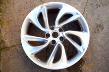 Laden Sie das Bild in den Galerie-Viewer, 1x Alufelge 19 Zoll 8.0&quot; 5x115 36ET Glanz Silber 13376067 Opel Astra Gtc Cascada